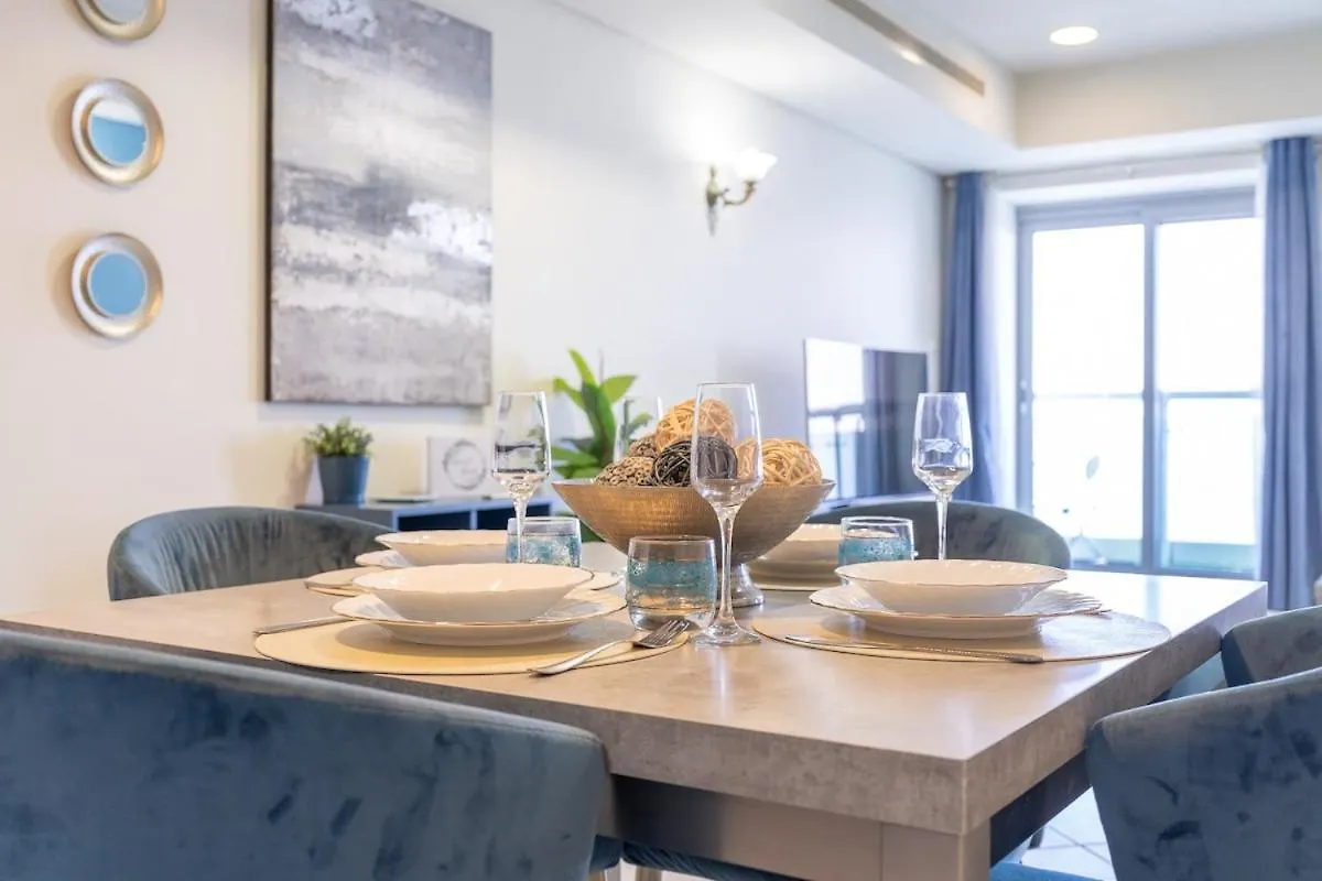 Stunning 1-Bedroom Apartment With Marina Views Dubai United Arab Emirates