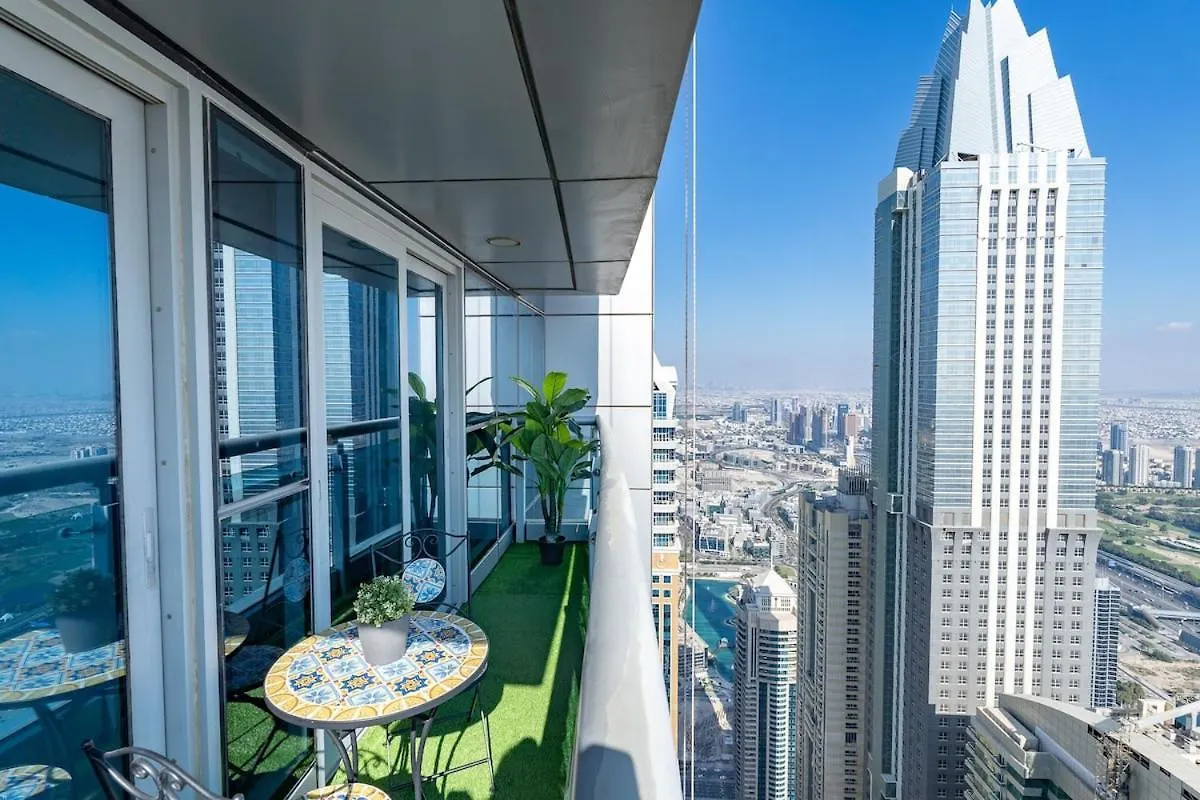 Stunning 1-Bedroom Apartment With Marina Views Dubai United Arab Emirates