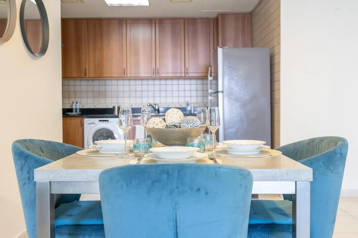 Stunning 1-Bedroom Apartment With Marina Views Dubai United Arab Emirates